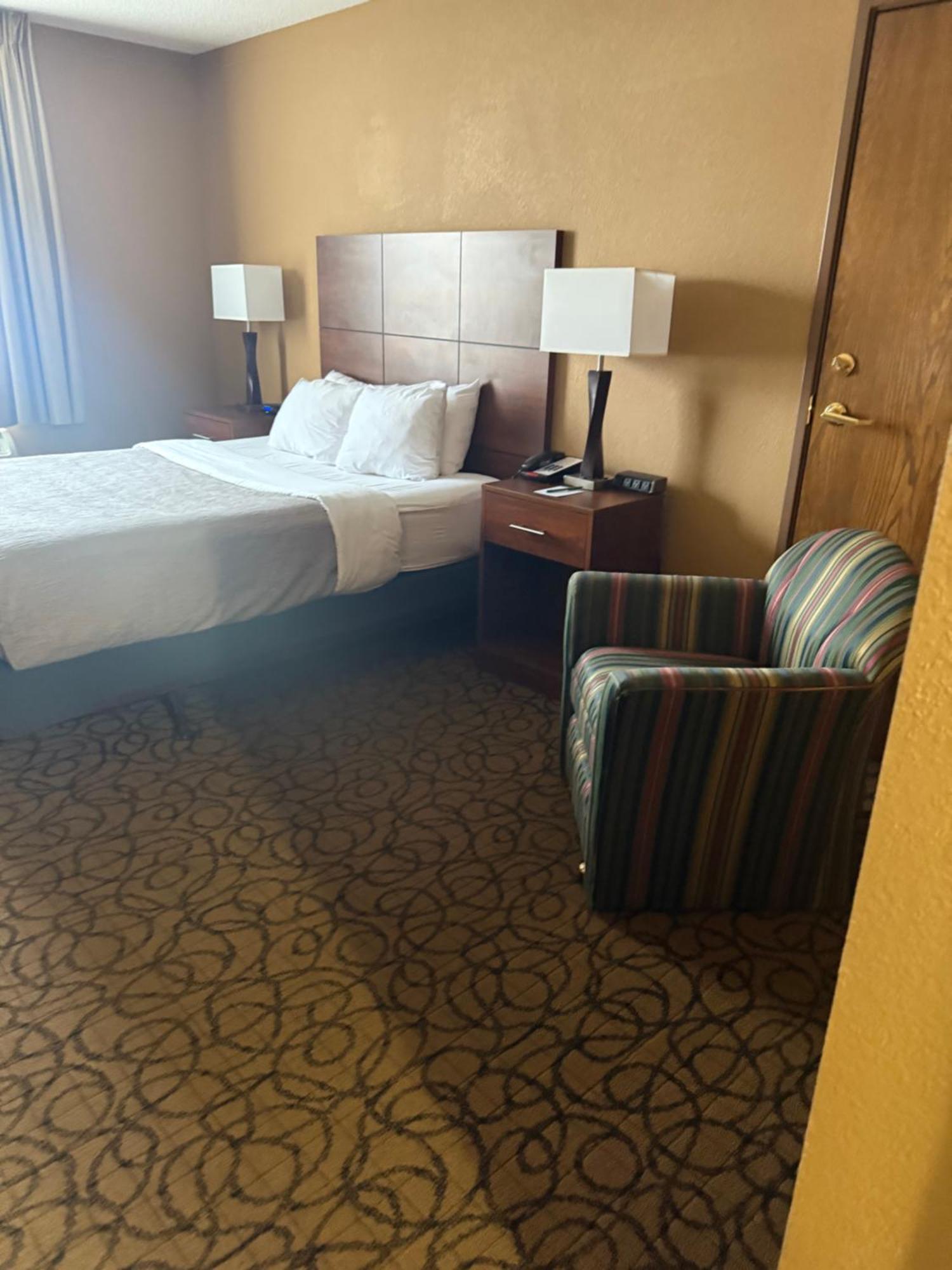 Queen Room - Accessible/Non Smoking/1st Floor